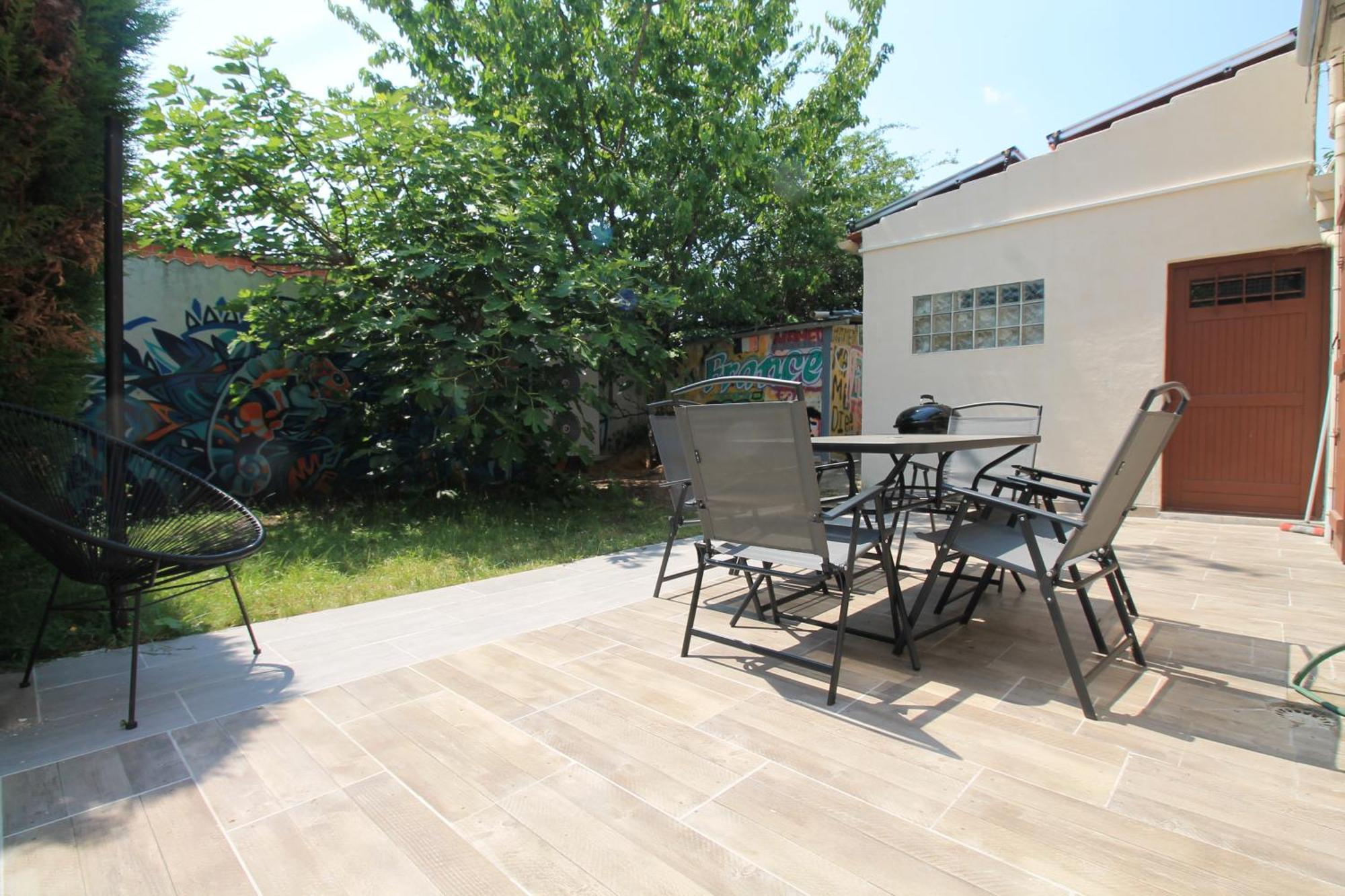 Parking Prive Gratuit - 15Mn Paris - Gare A Pied En 5Mn - Tout Equipee - Terrasse - Jardin - Stade De France - Casino D'Enghien - Hippodrome, Universite Épinay-sur-Seine Εξωτερικό φωτογραφία